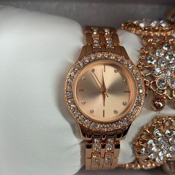 Rose Gold Tone Crystal Watch & Bracelet Gift Set New In Gift Box NWT - Picture 4 of 8